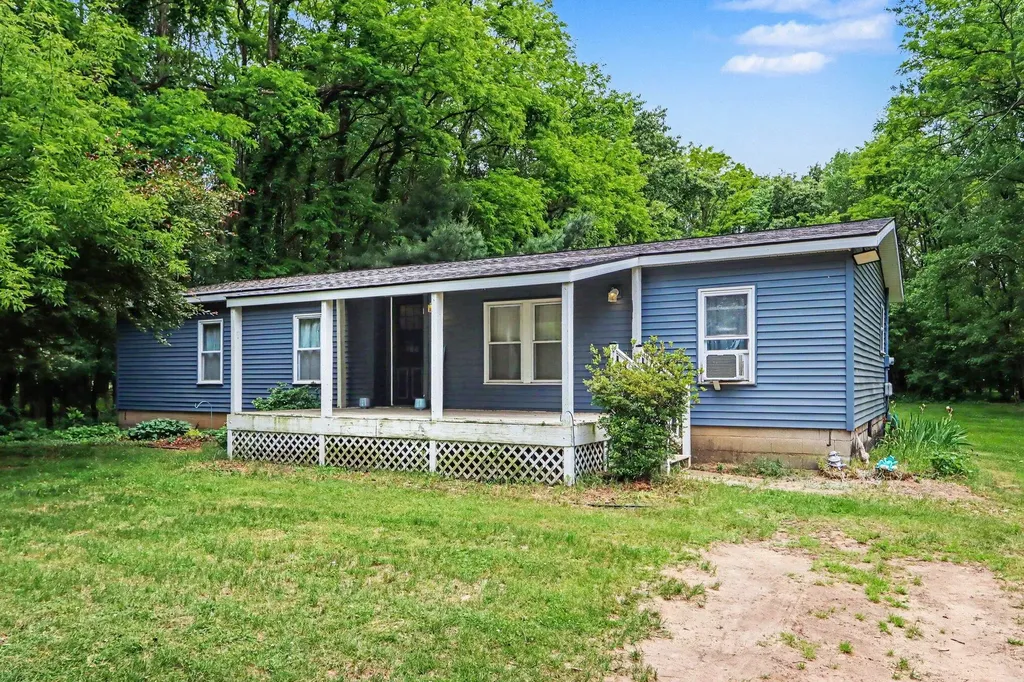 55719 Resort Road Park Township MI 49093