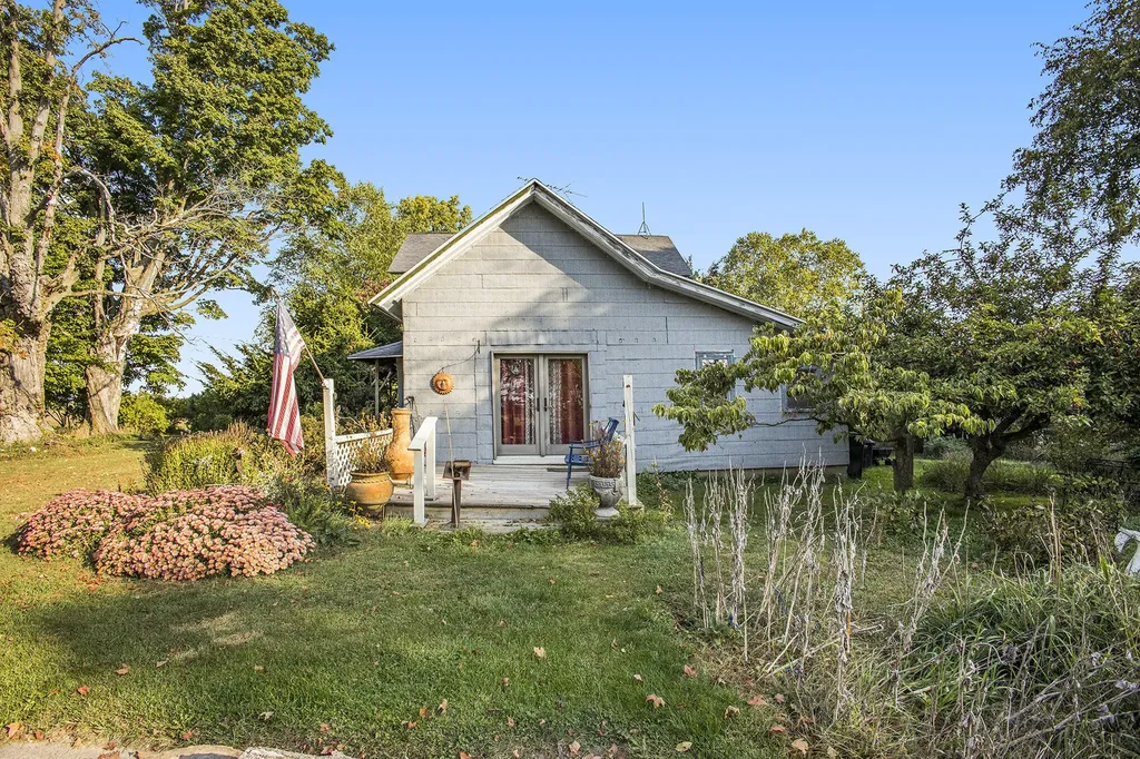 755 64th Street Casco Township MI 49090
