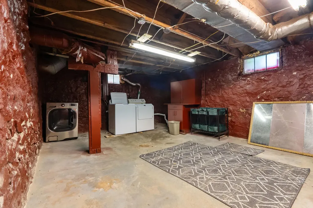 434 N Broadway Street Cassopolis Village MI 49031