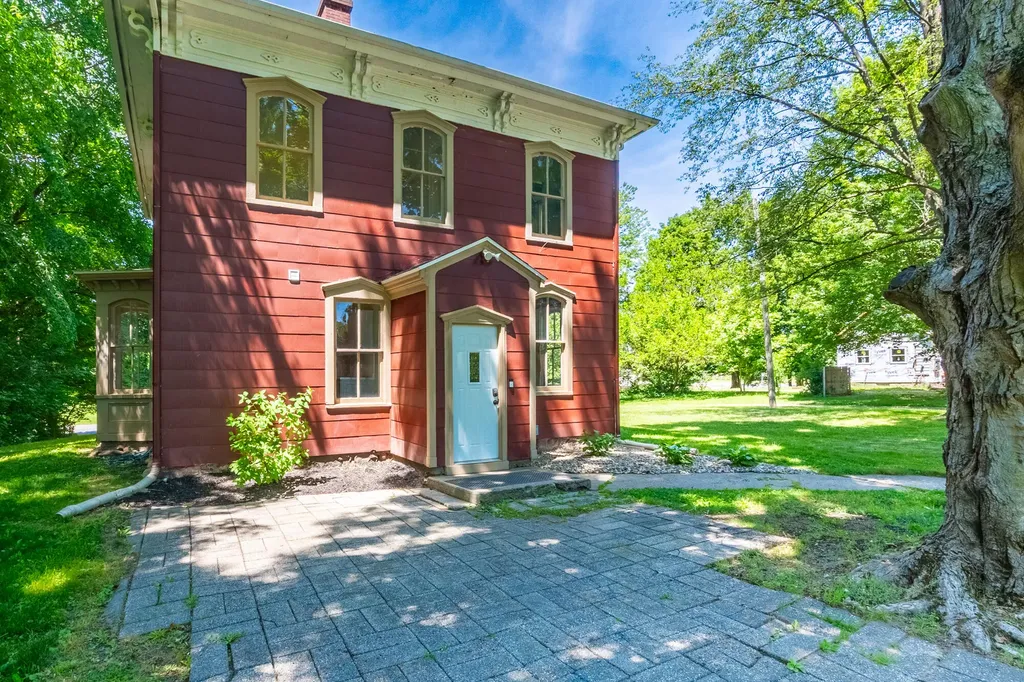 434 N Broadway Street Cassopolis Village MI 49031