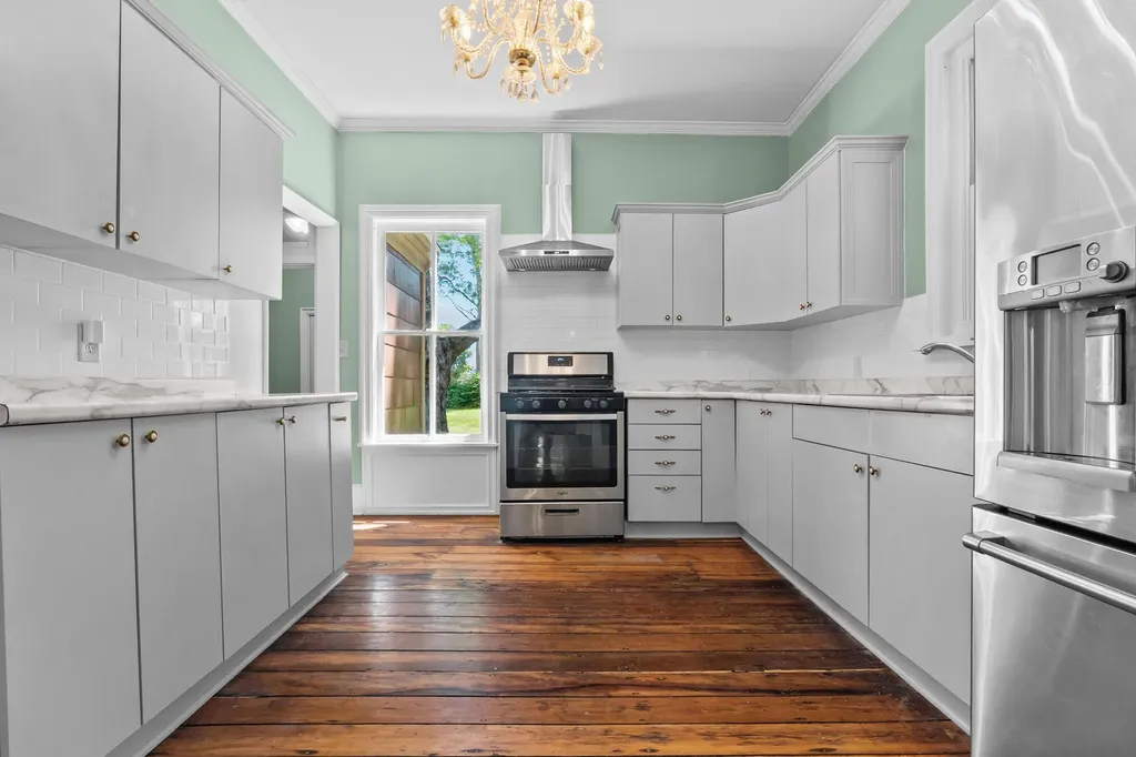 434 N Broadway Street Cassopolis Village MI 49031