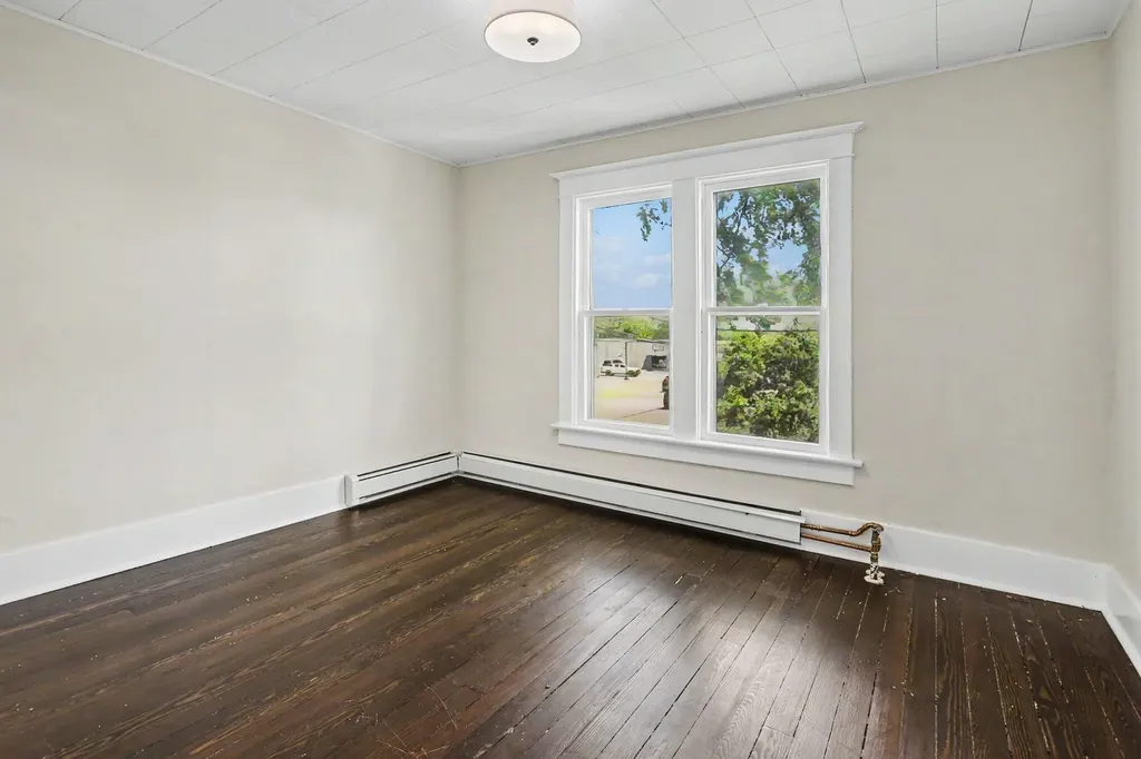 1368 W Lemon Creek Baroda Village MI 49101