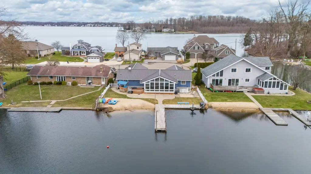 21557 Lake Street Calvin Township MI 49031