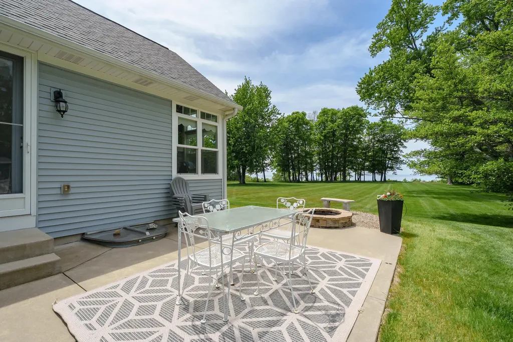 7179 Windcliff Drive Casco Township MI 49090