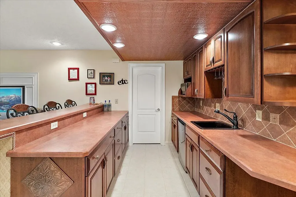 71370 Forest Eagle Lane Milton Township MI 49120