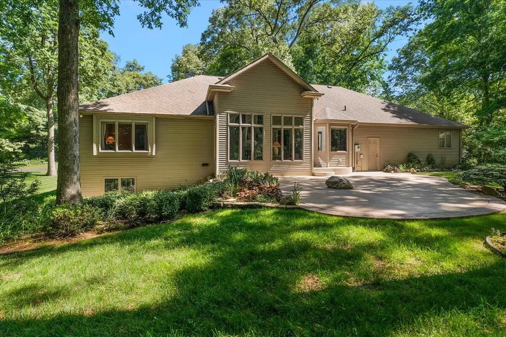 71370 Forest Eagle Lane Milton Township MI 49120