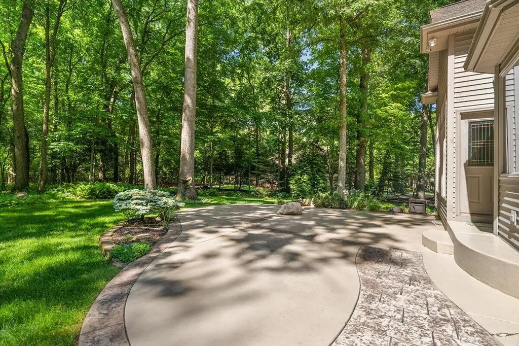 71370 Forest Eagle Lane Milton Township MI 49120