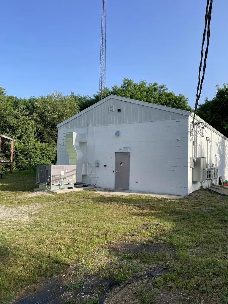 501 Hillsborough Street Hartford City MI 49057