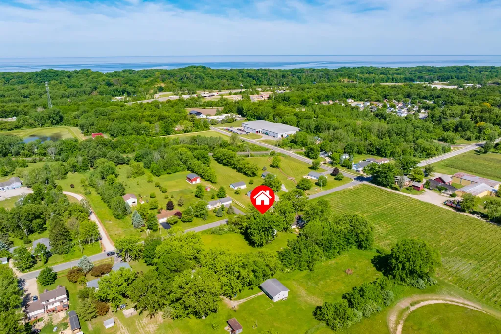 10561 Baldwin Road Lake Charter Township MI 49106