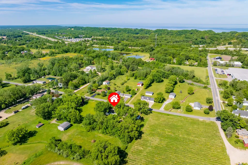 10561 Baldwin Road Lake Charter Township MI 49106