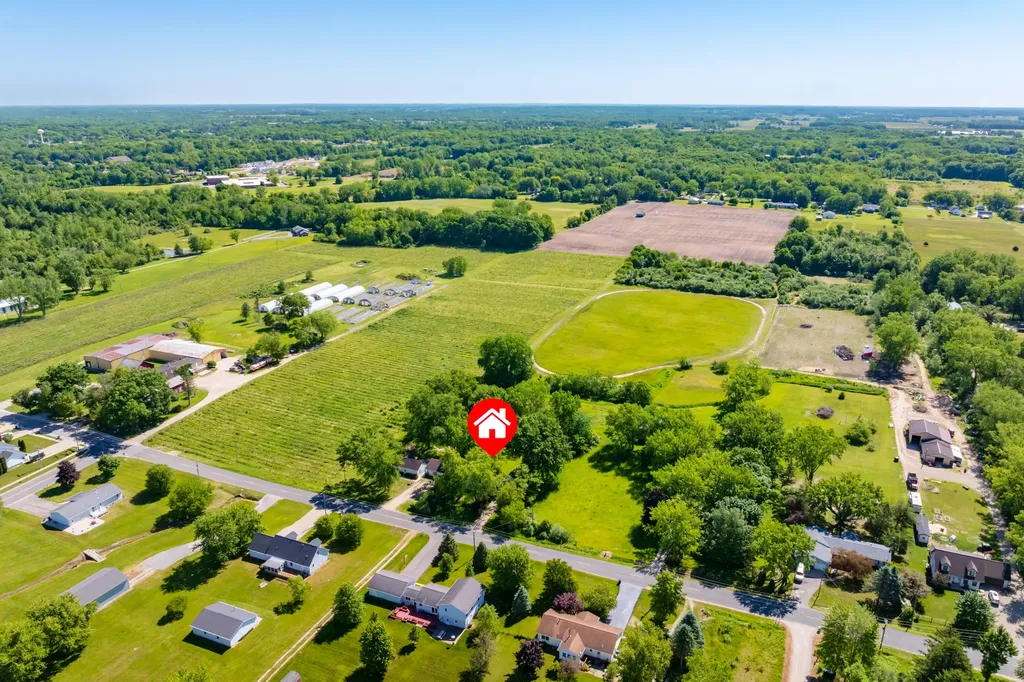 10561 Baldwin Road Lake Charter Township MI 49106