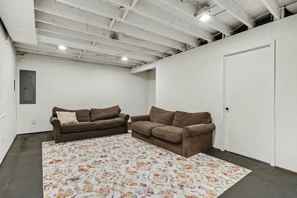 751 Jakway Avenue St. Joseph Charter Township MI 49022