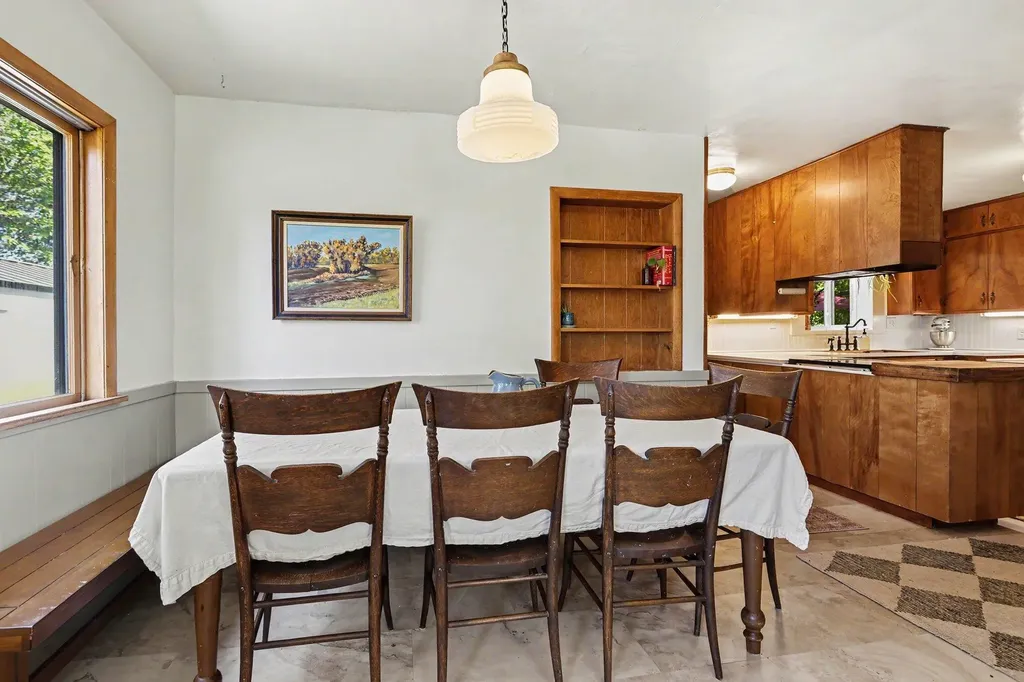 751 Jakway Avenue St. Joseph Charter Township MI 49022