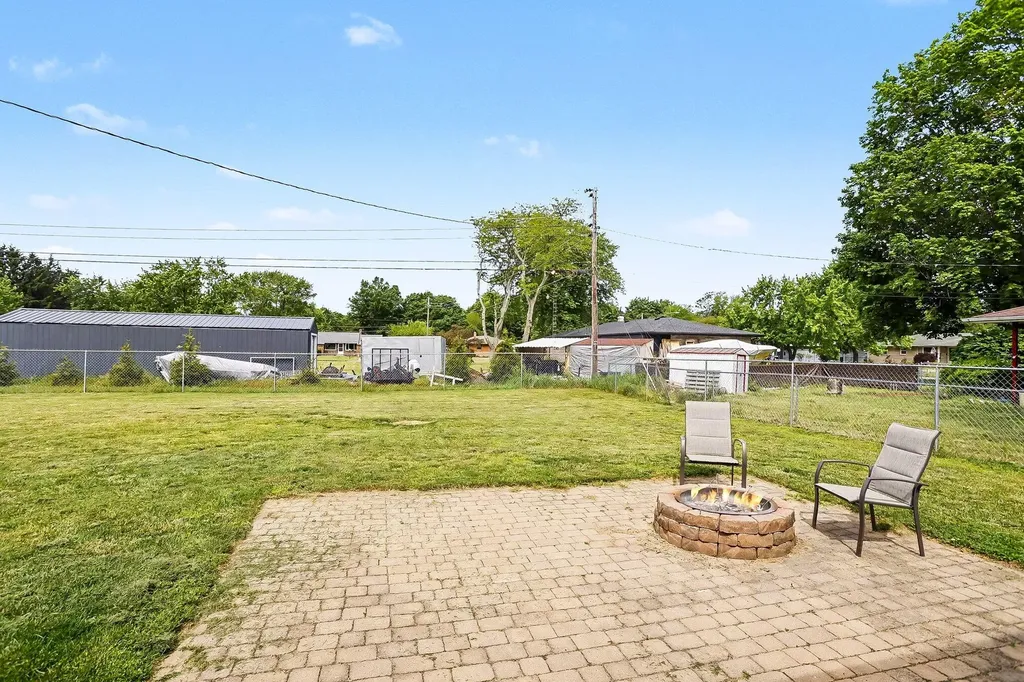 2112 Ogden Avenue Benton Charter Township MI 49022