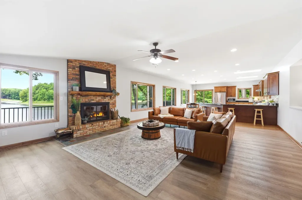 27661 Pine Lake Street Jefferson Township MI 49112