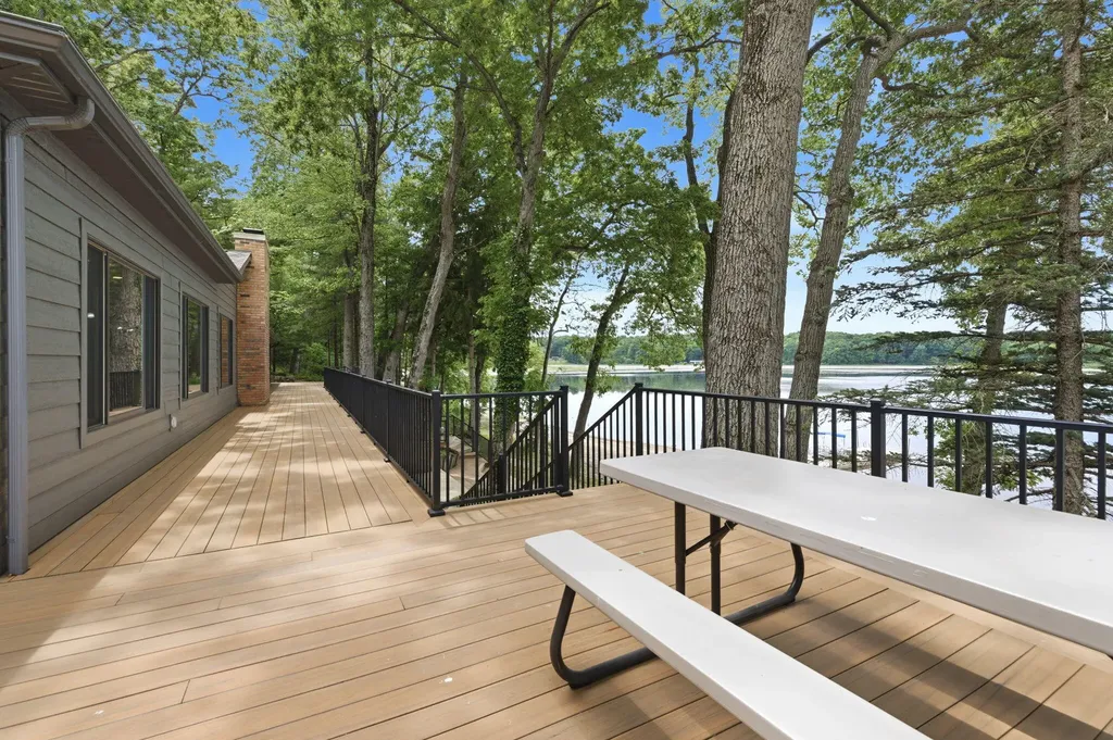 27661 Pine Lake Street Jefferson Township MI 49112