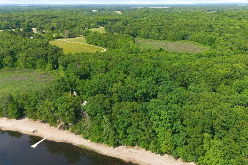 27661 Pine Lake Street Jefferson Township MI 49112