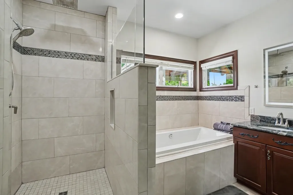 1662 66th Street Ganges Township MI 49408