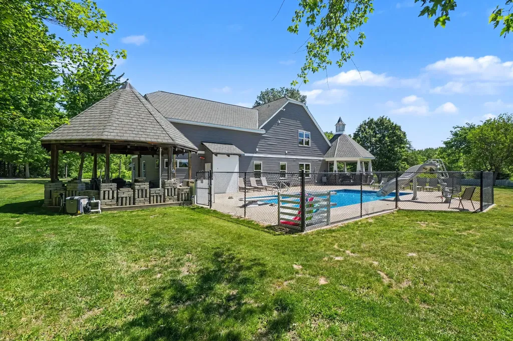 1662 66th Street Ganges Township MI 49408