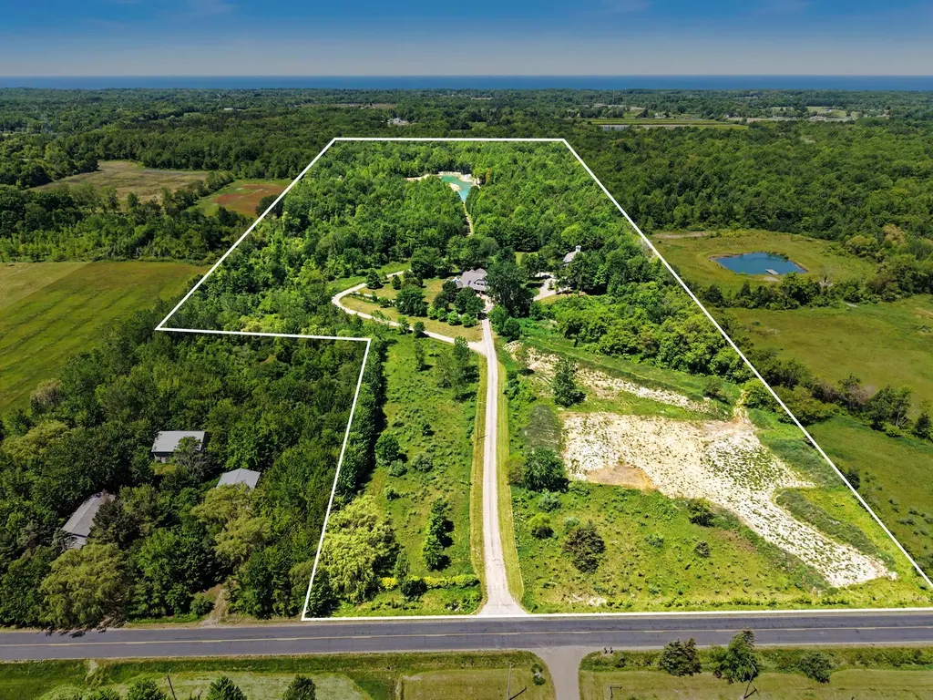 1662 66th Street Ganges Township MI 49408