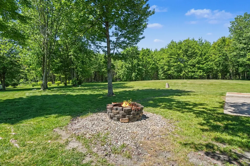 1662 66th Street Ganges Township MI 49408