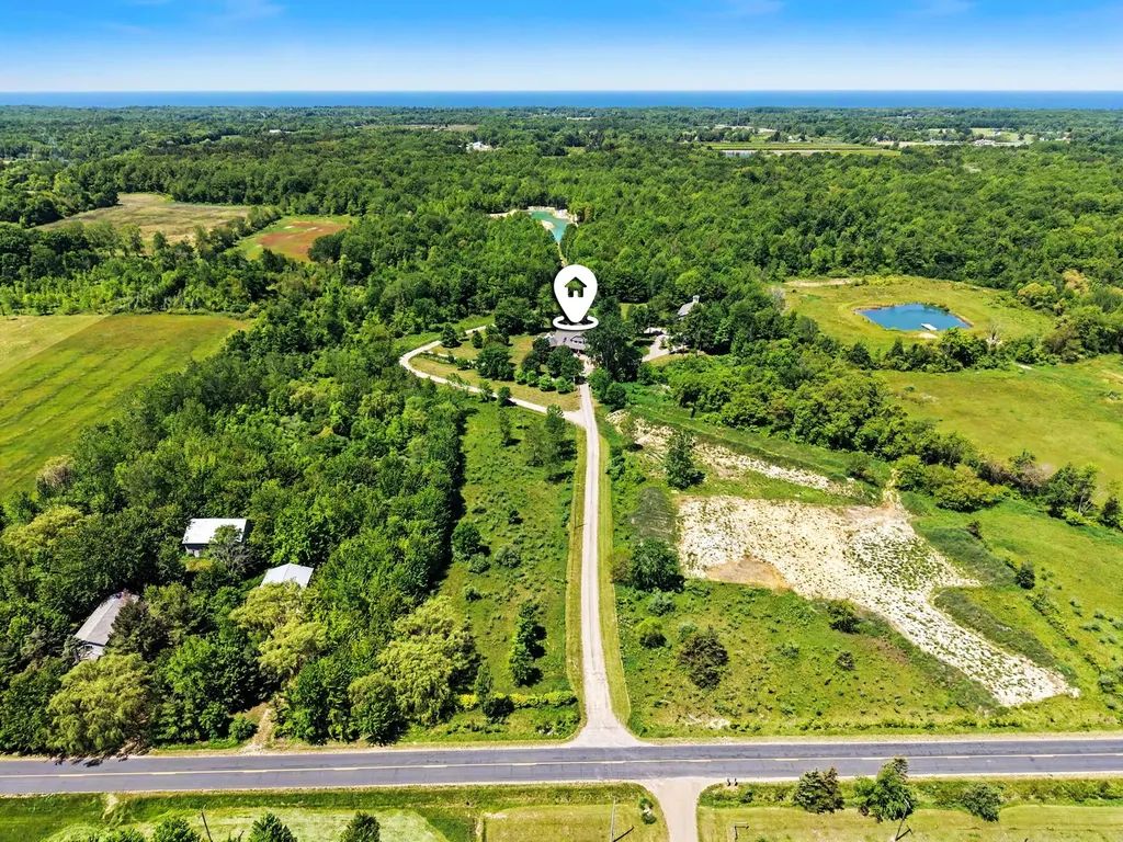 1662 66th Street Ganges Township MI 49408