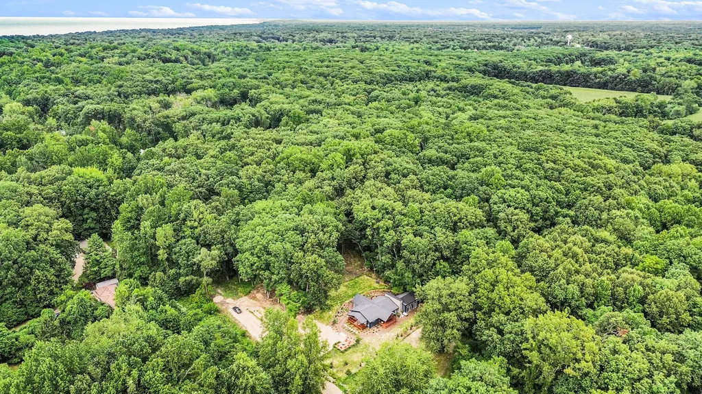 9325 Matthews Road Chikaming Township MI 49129