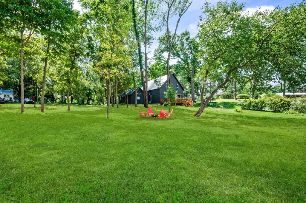 24948 Lake Shore Drive Wayne Township MI 49047