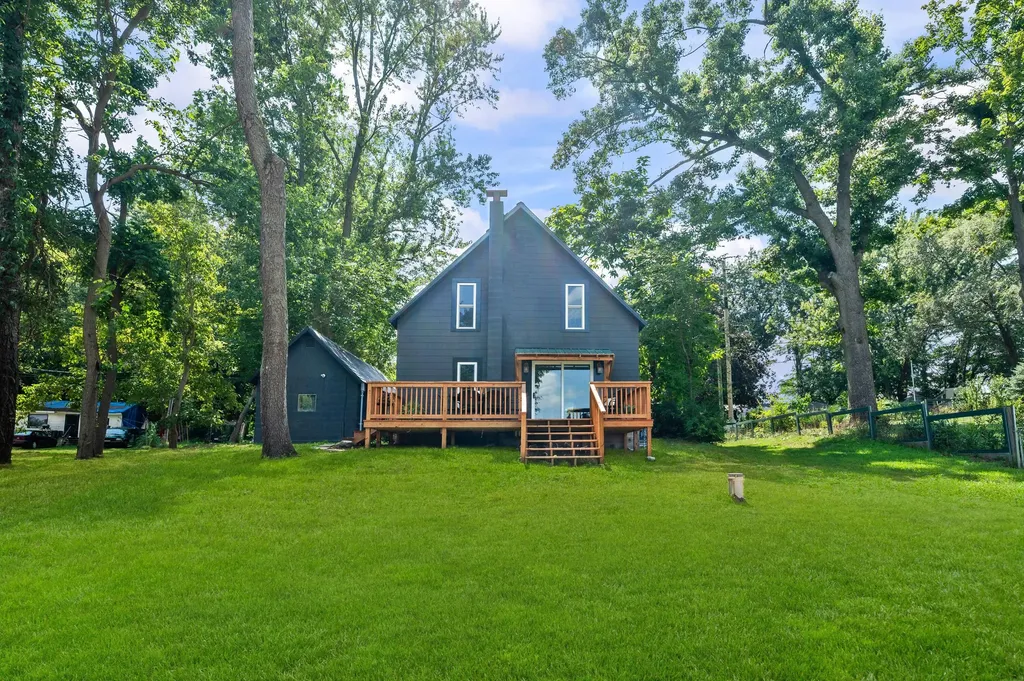 24948 Lake Shore Drive Wayne Township MI 49047