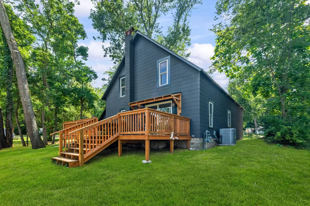 24948 Lake Shore Drive Wayne Township MI 49047