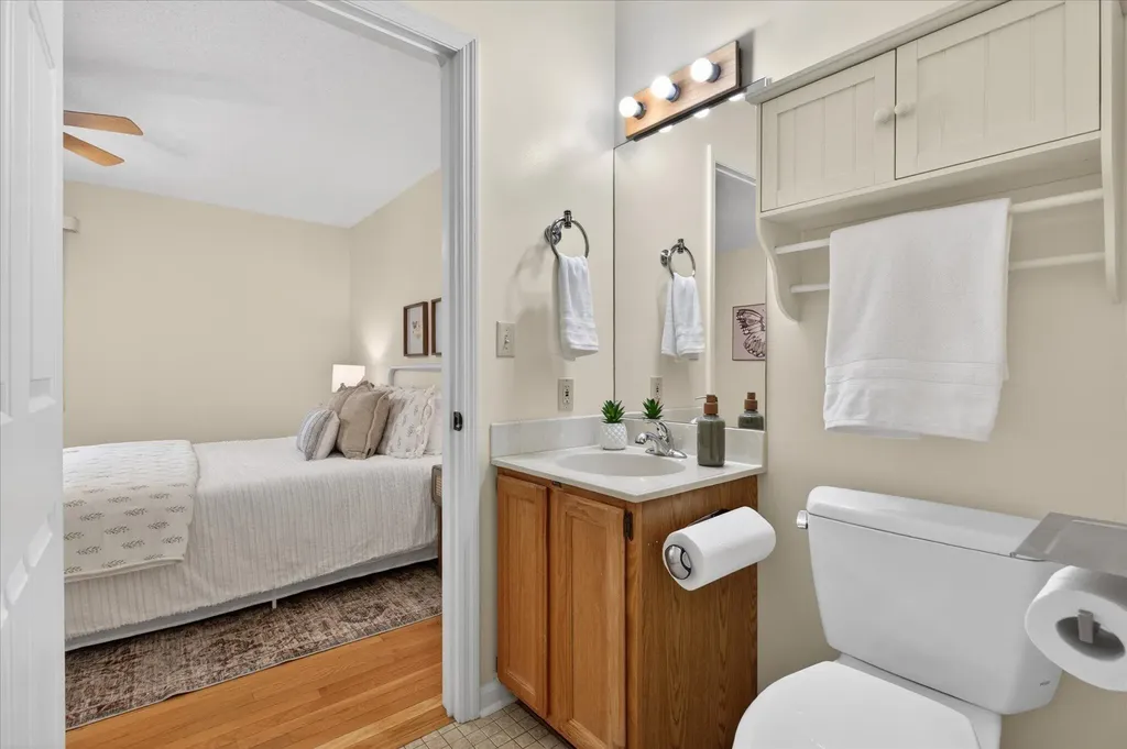 2443 Shoreham Highlands Street St. Joseph Charter Township MI 49085