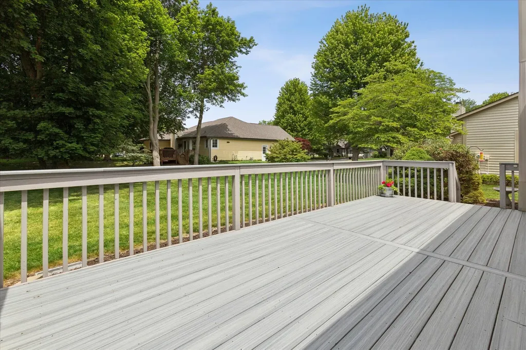 2443 Shoreham Highlands Street St. Joseph Charter Township MI 49085