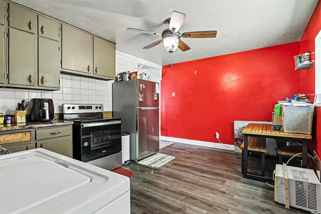 1145 Beverly Court Benton Charter Township MI 49022