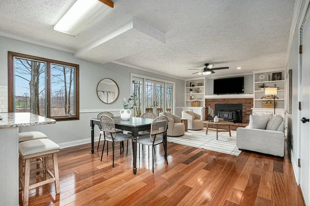 2569 Ridgewood Trail Oronoko Charter Township MI 49103