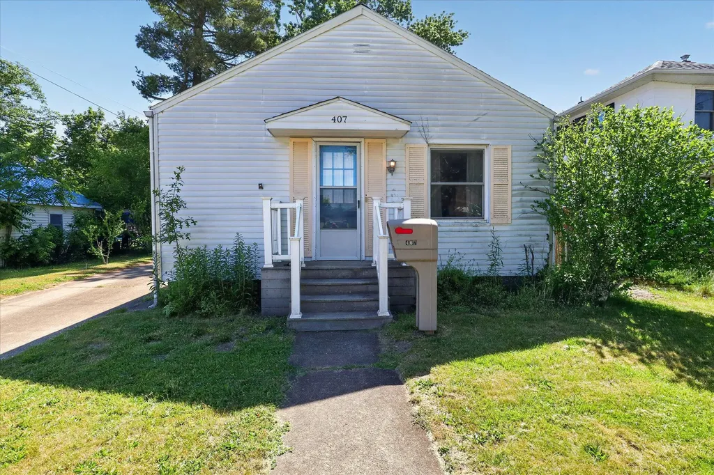 407 N 15th Street Niles City MI 49120