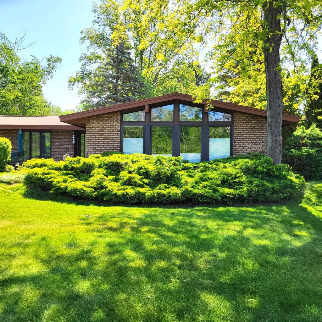 1519 Moccasin Trail St. Joseph Charter Township MI 49022