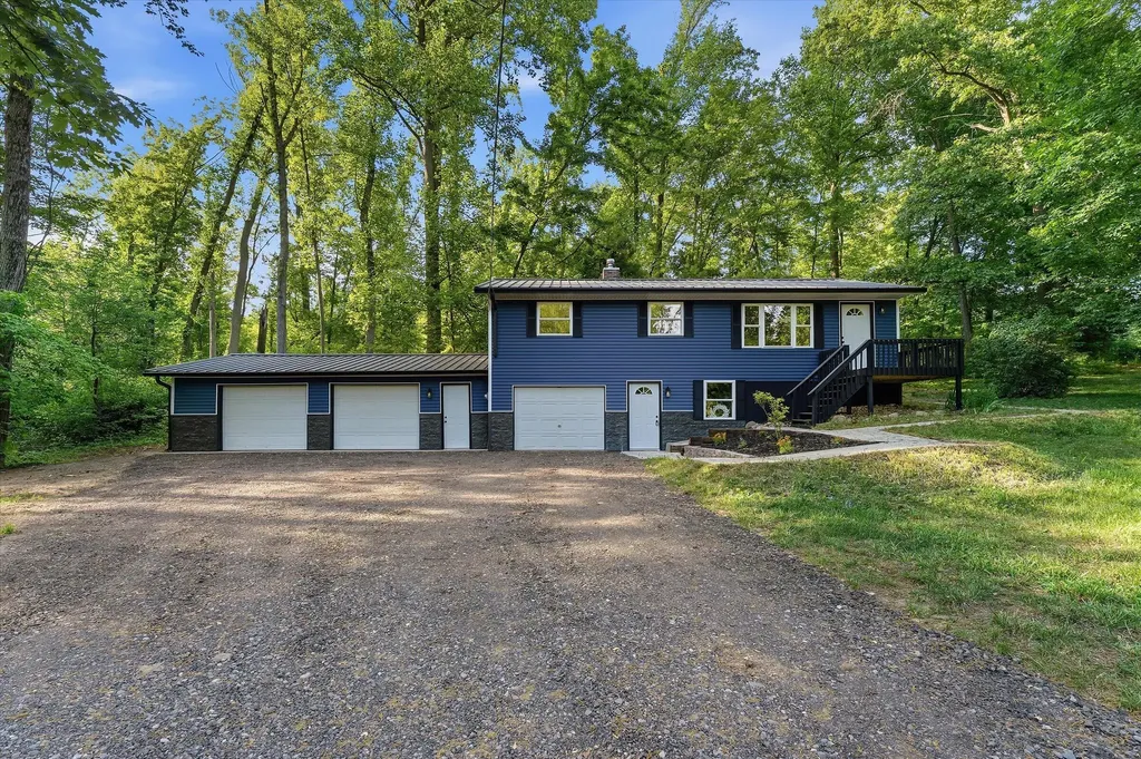 21638 Sandy Drive White Pigeon Township MI 49091