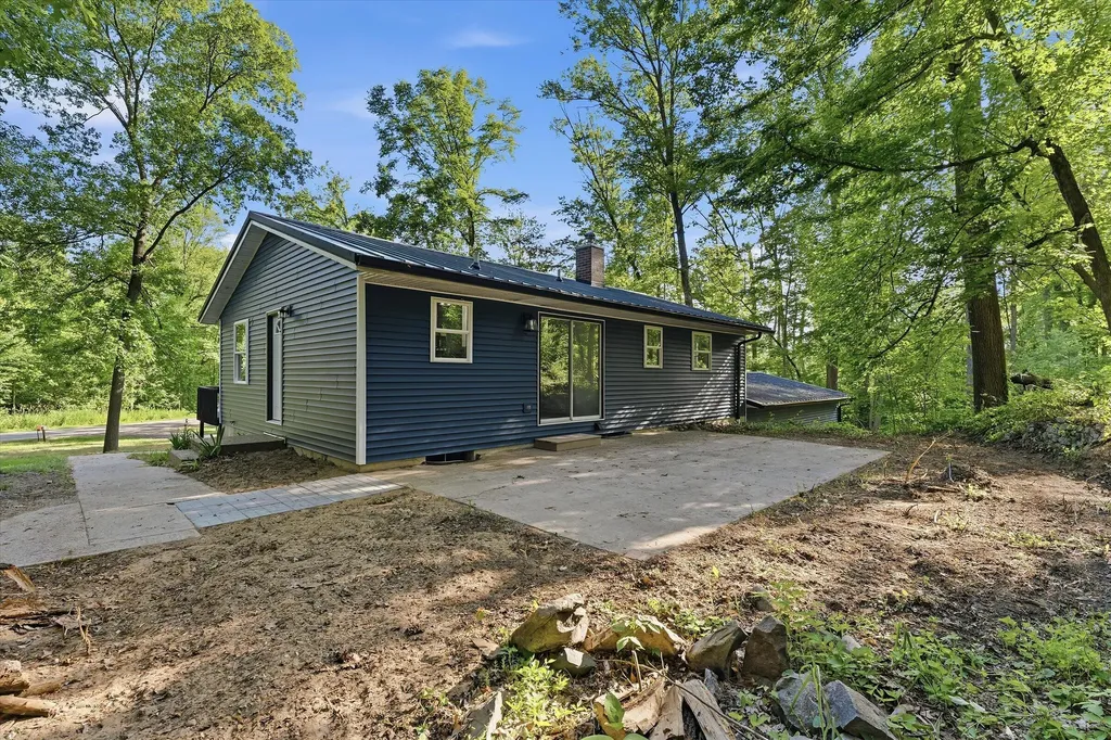 21638 Sandy Drive White Pigeon Township MI 49091