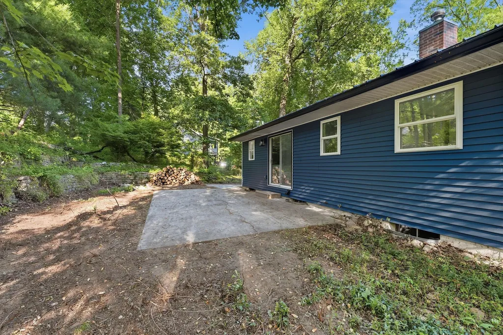 21638 Sandy Drive White Pigeon Township MI 49091