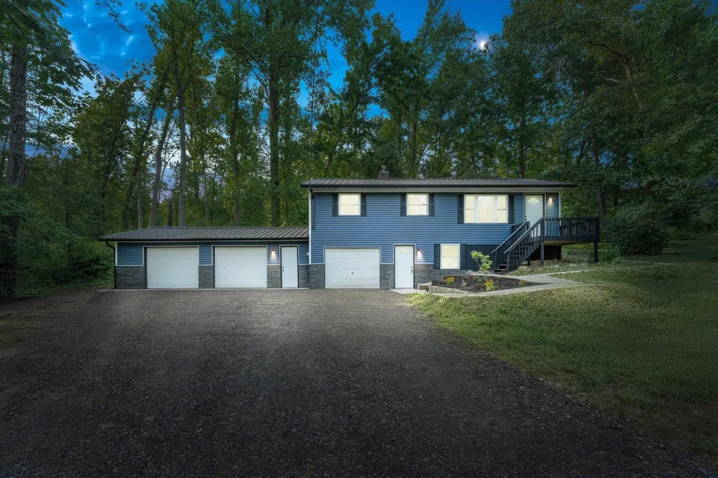 21638 Sandy Drive White Pigeon Township MI 49091
