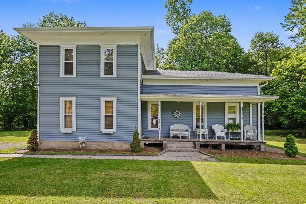 60198 67 1/2 Street Hartford Township MI 49057
