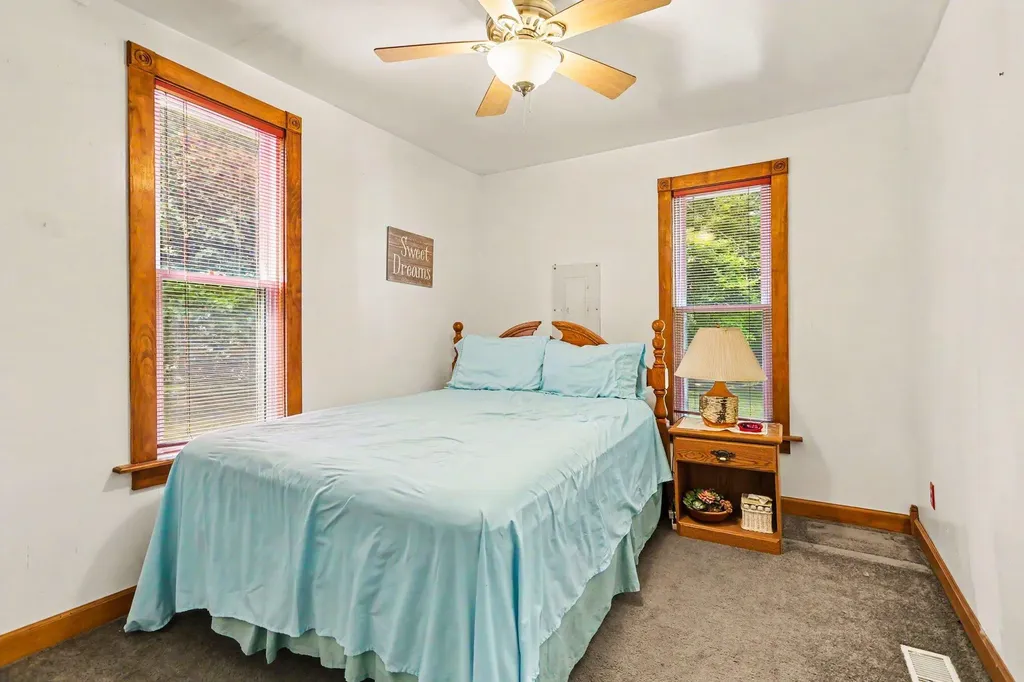 60198 67 1/2 Street Hartford Township MI 49057