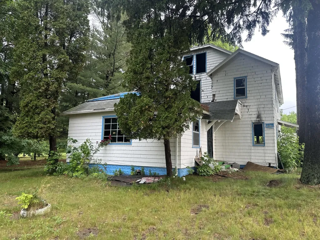 33259 Orchard Street Covert Township MI 49043