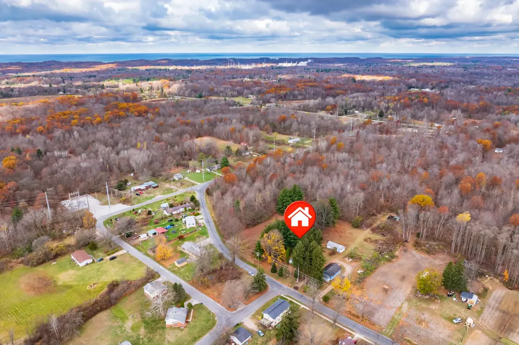 33259 Orchard Street Covert Township MI 49043