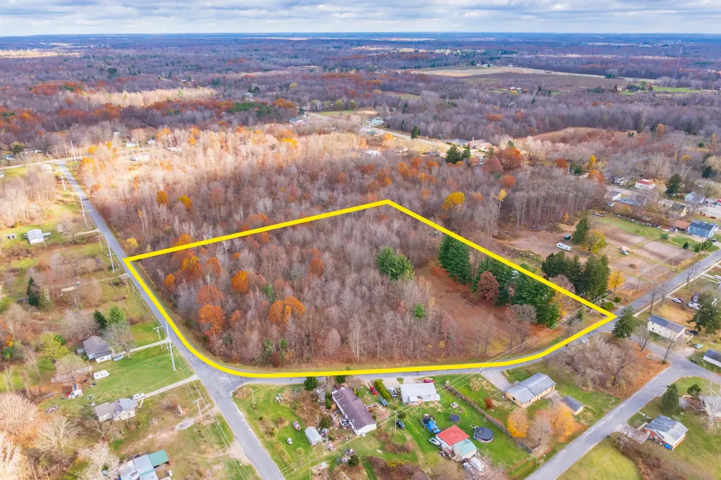 33259 Orchard Street Covert Township MI 49043