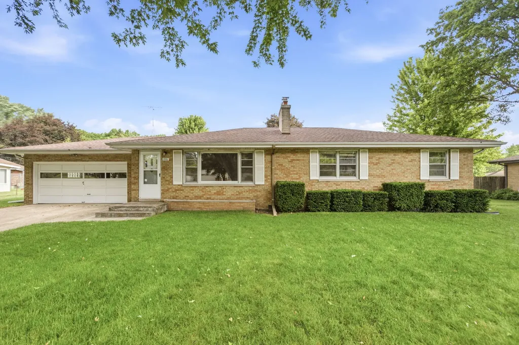 1551 S Windsor Drive St. Joseph Charter Township MI 49085