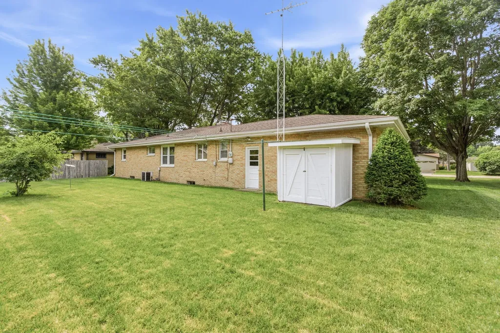1551 S Windsor Drive St. Joseph Charter Township MI 49085