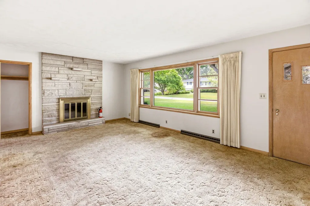 1551 S Windsor Drive St. Joseph Charter Township MI 49085