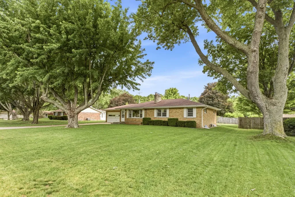 1551 S Windsor Drive St. Joseph Charter Township MI 49085
