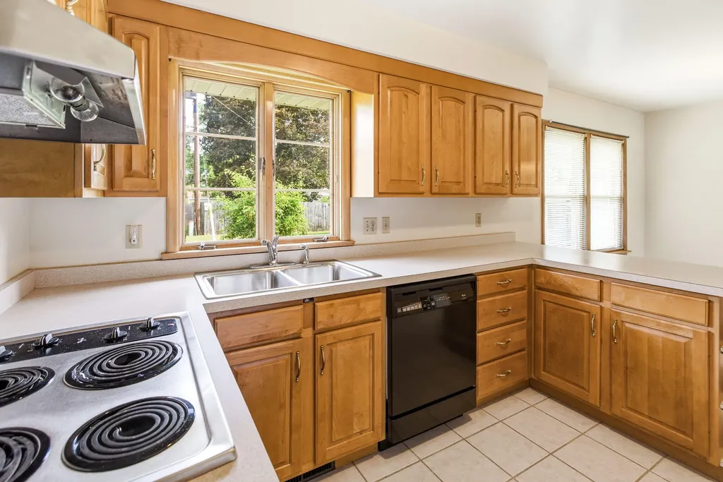 1551 S Windsor Drive St. Joseph Charter Township MI 49085